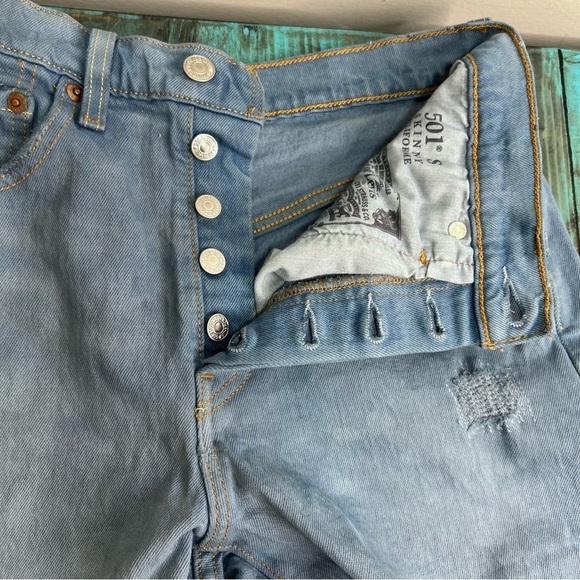 Levi's 501 Denim Cut off Jean Shorts Raw Hem Button Fly Size 26 - Picture 11 of 14